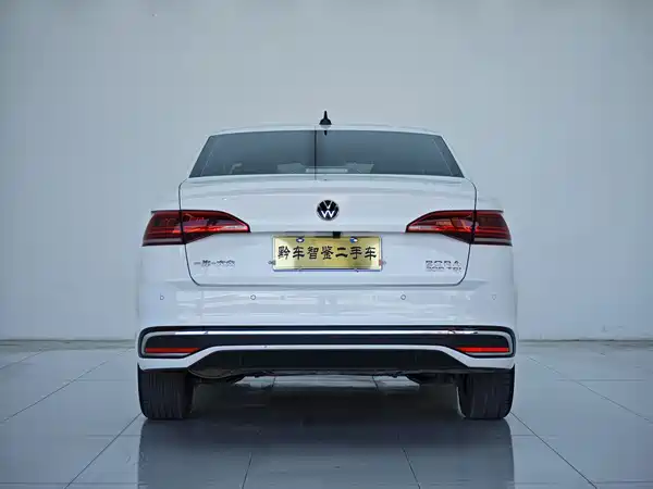 Volkswagen Bora 2023
