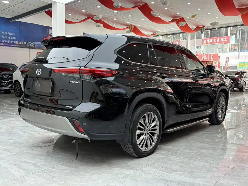 Toyota Highlander 2023