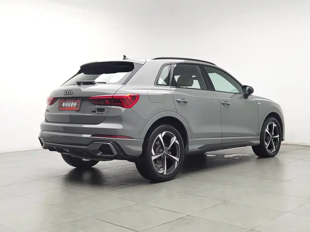 Audi Q3 2023 — фото 2