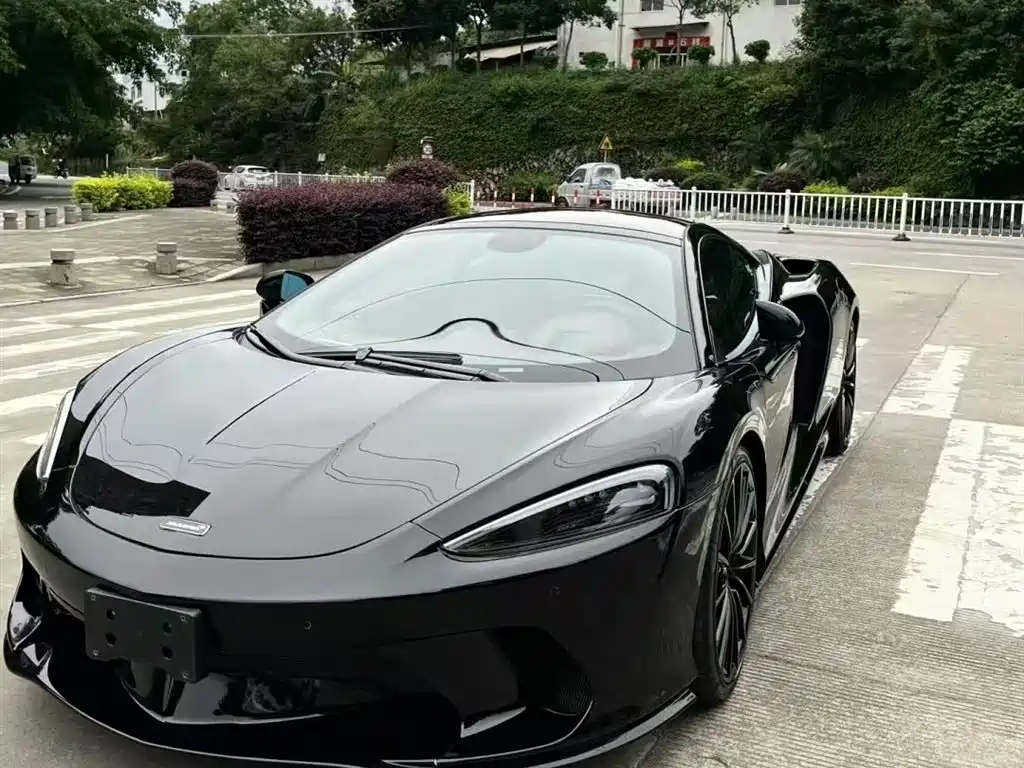 McLaren GT 2022