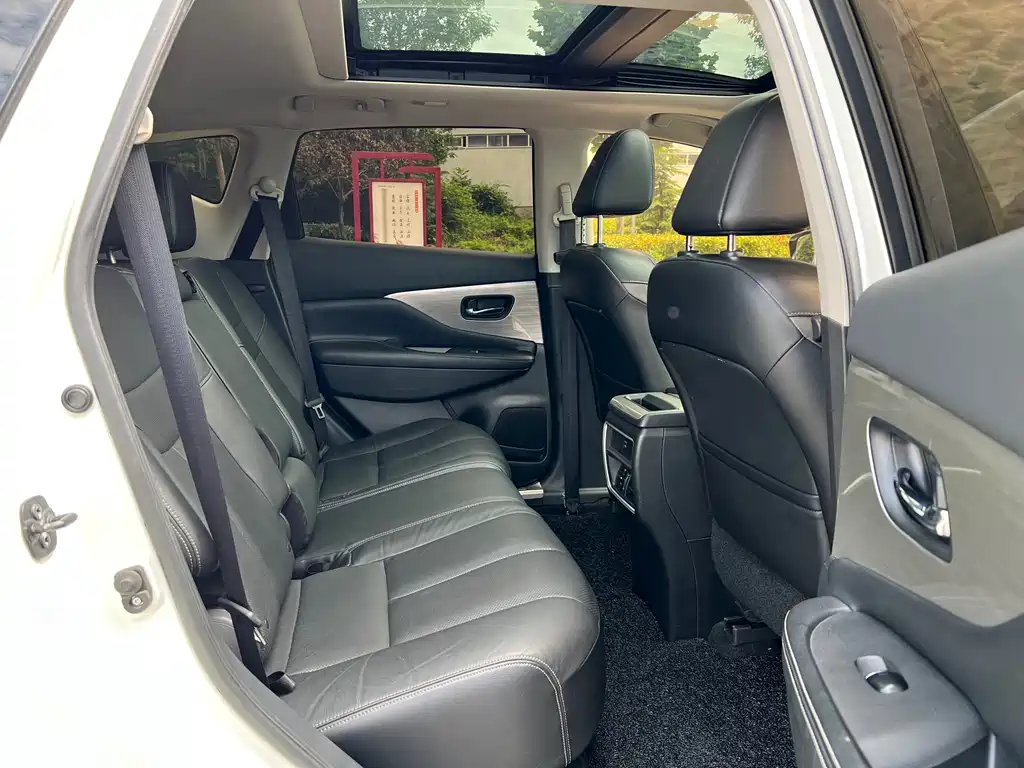 Nissan Murano 2017 — фото 13
