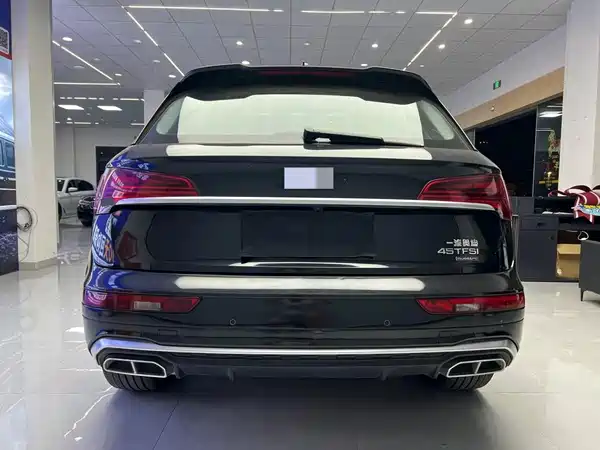Audi Q5L 2021