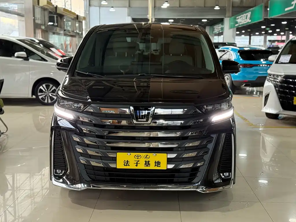 Toyota Vellfire 2024 — фото 2