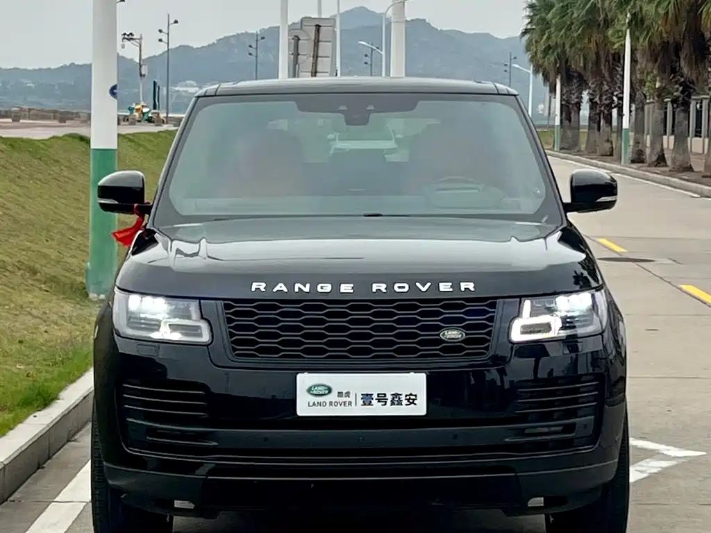 Land Rover Range Rover 2020 — фото 2