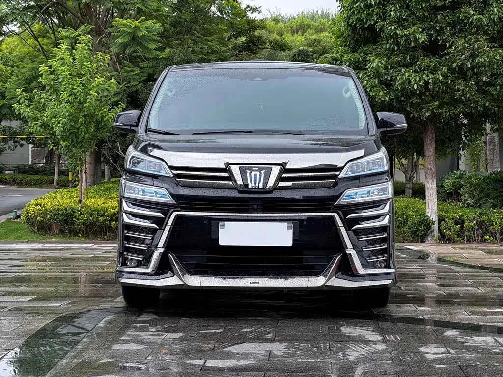 Toyota Alphard 2022