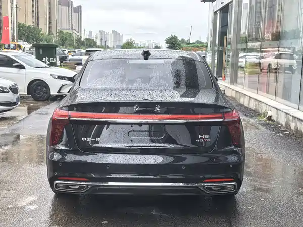 Hongqi H5 2026