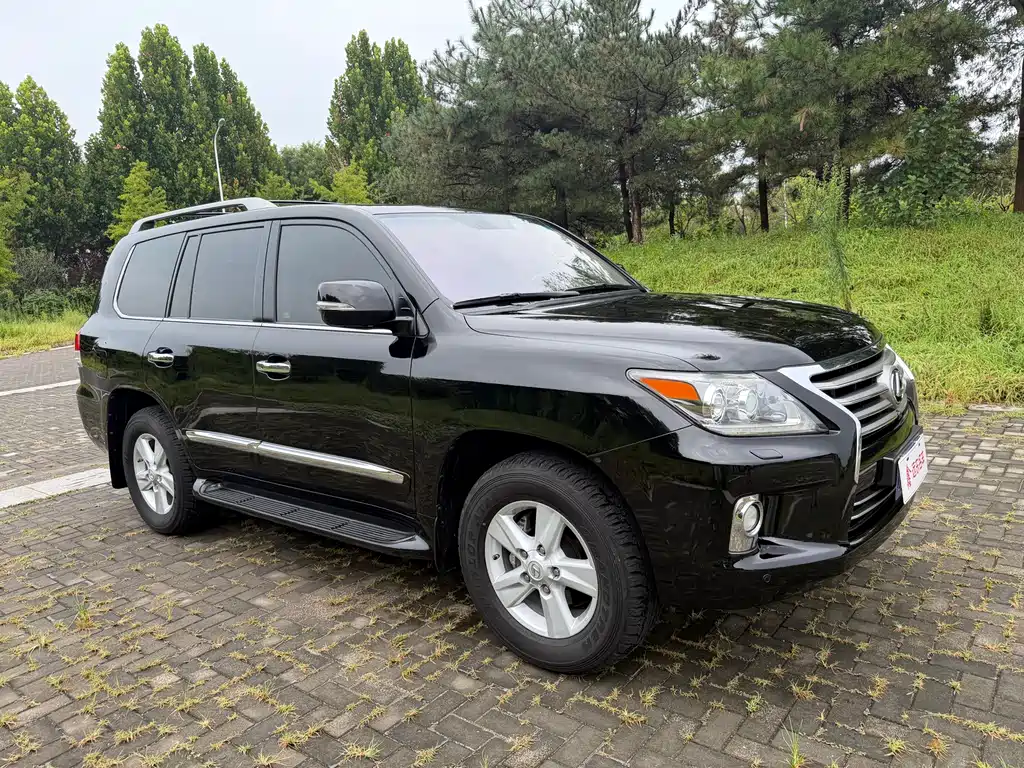 Lexus LX 2013 — фото 6