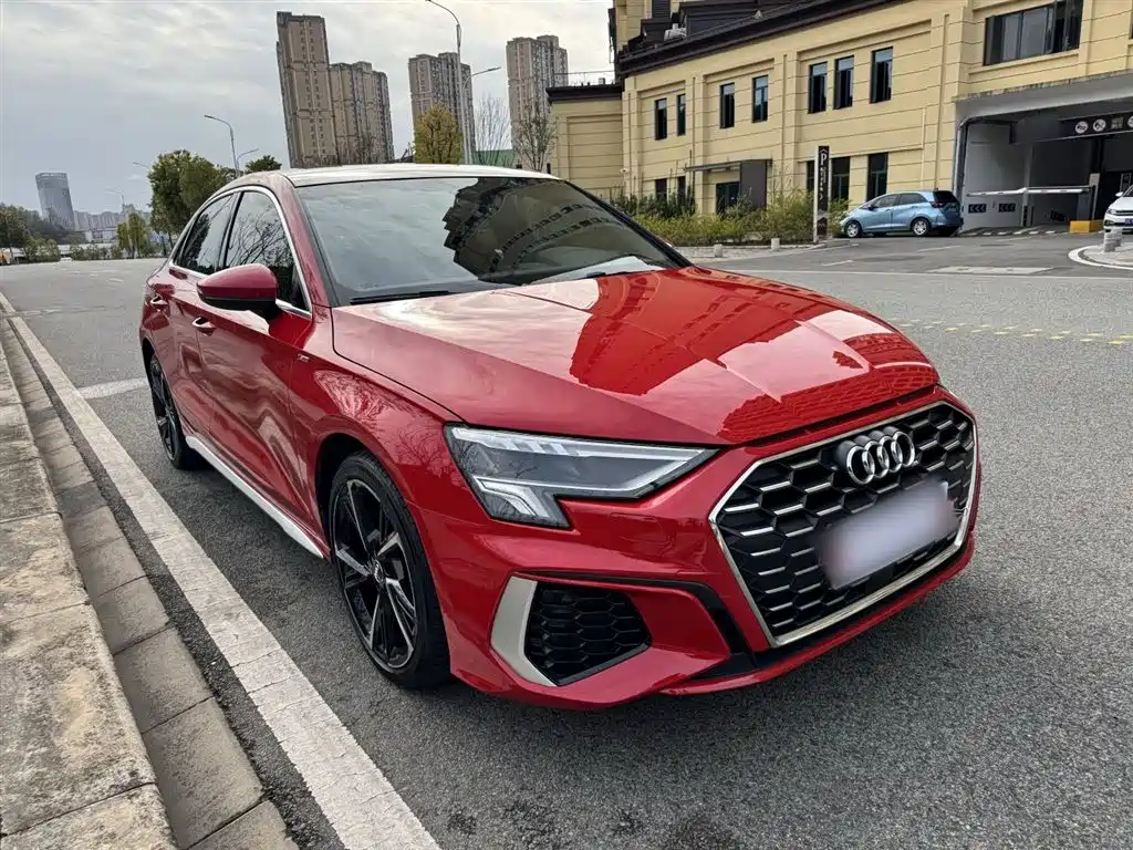 Audi A3 2021 — фото 23