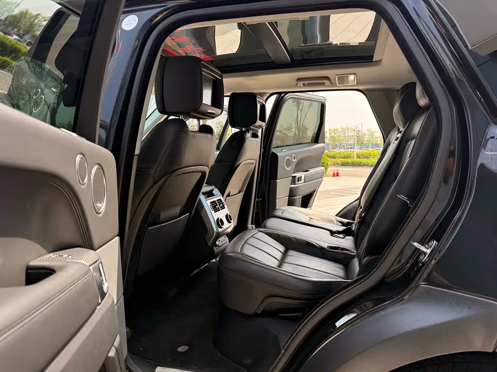Land Rover Range Rover Sport 2019 — фото 15