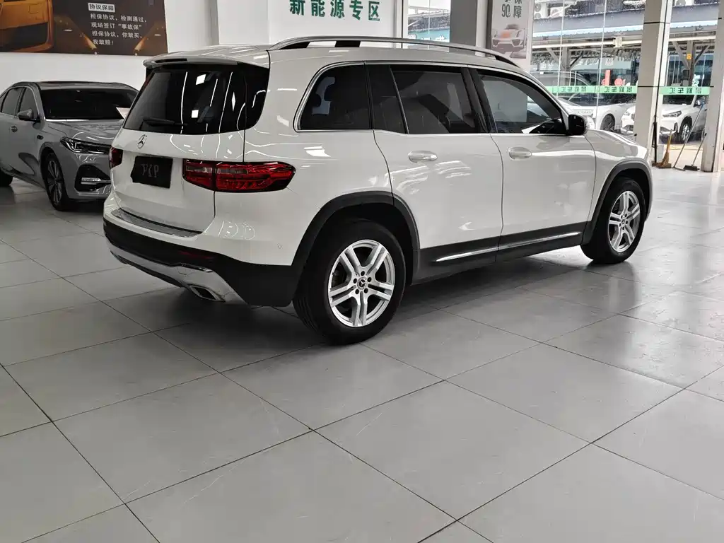 Mercedes-Benz GLB 2021 — фото 10