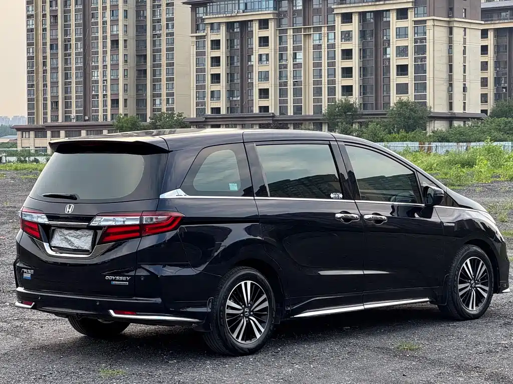Honda Odyssey 2021 — фото 9