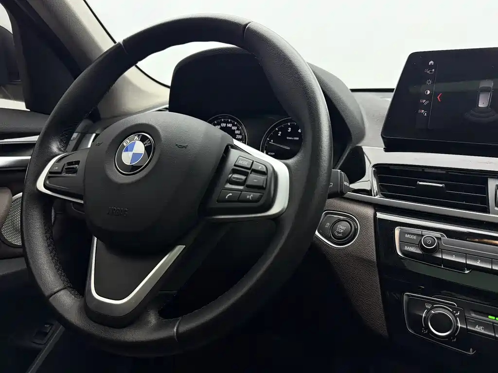 BMW X1 2022 — фото 13