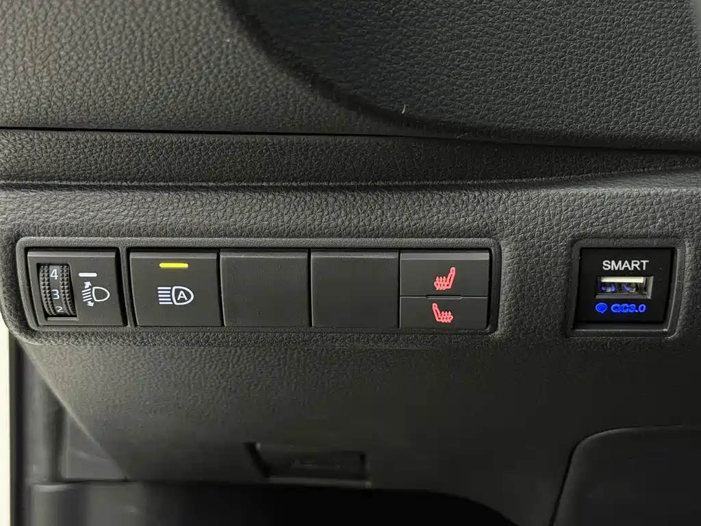Toyota Corolla 2022 — фото 18