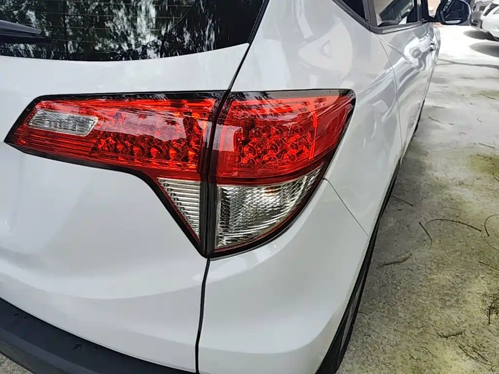 Honda Vezel 2021 — фото 8