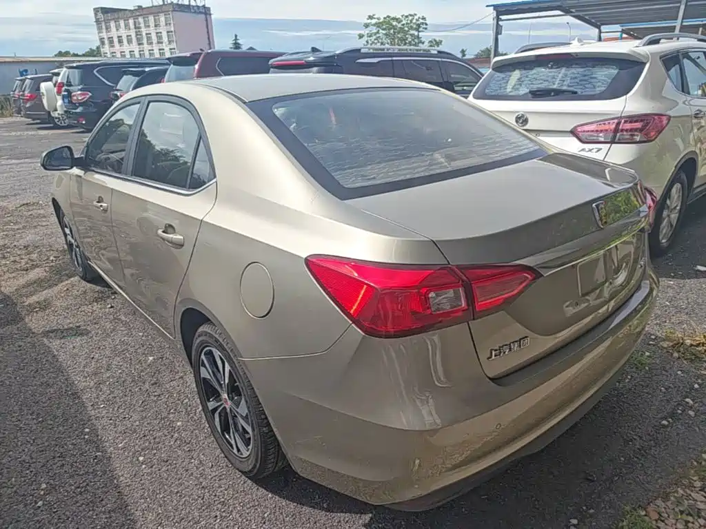 Roewe 360 2017