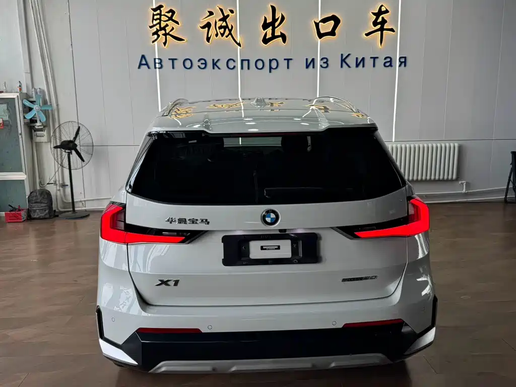BMW X1 2023 — фото 8