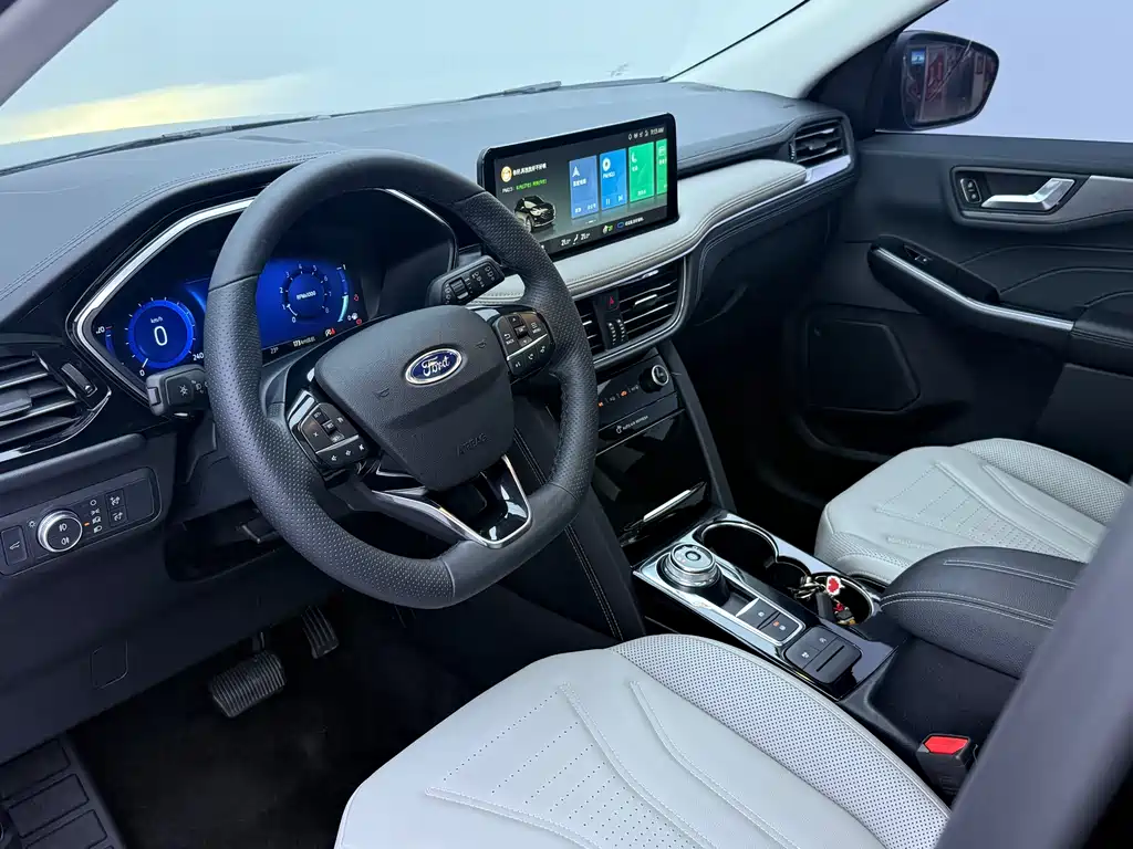 Ford Escape 2021 — фото 14