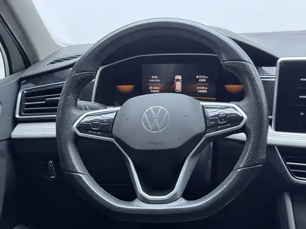 Volkswagen Tiguan L 2022