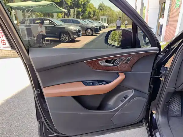 Audi Q7 2021