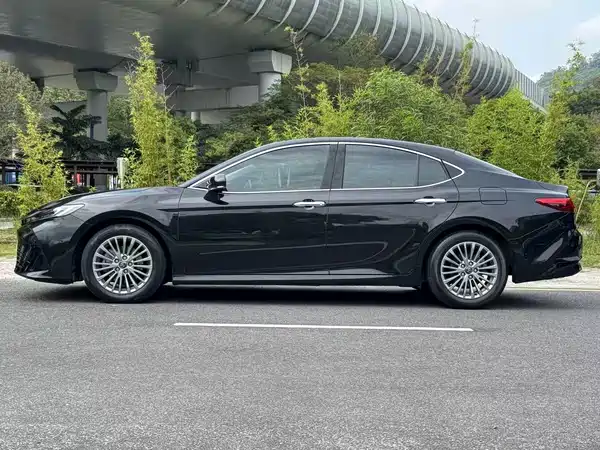 Toyota Camry 2024