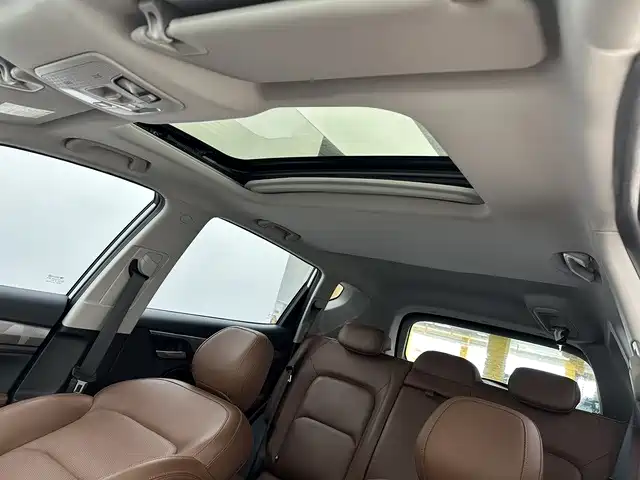 Geely Vision X6 2022 — фото 14