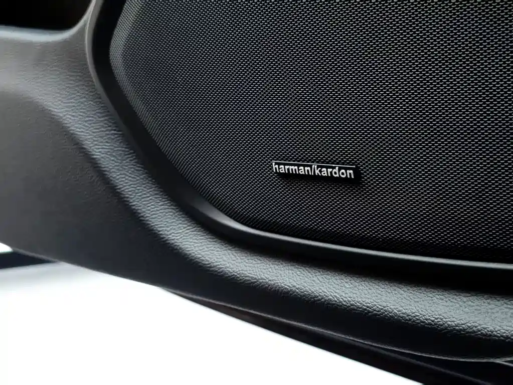 Maserati Quattroporte 2018 — фото 11