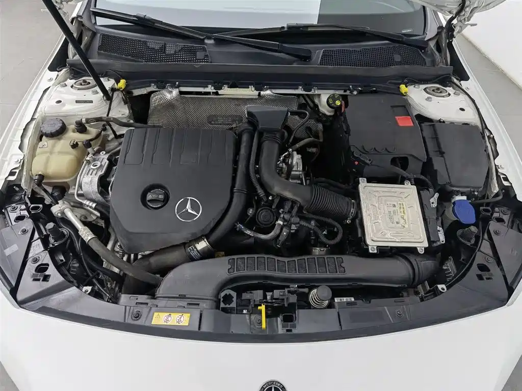 Mercedes-Benz A-Class 2020 — фото 6