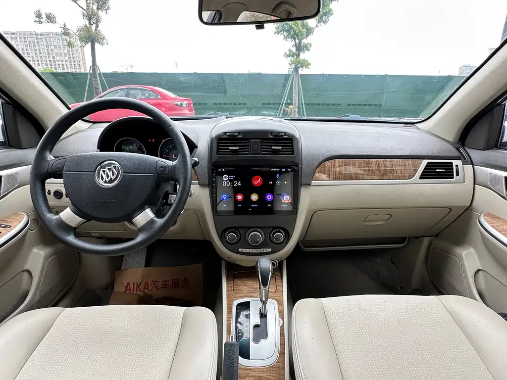 Buick Excelle 2016 — фото 12