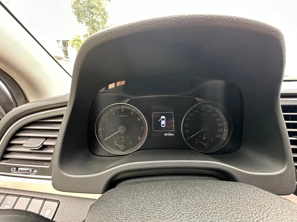 Hyundai Celesta 2017 — фото 20
