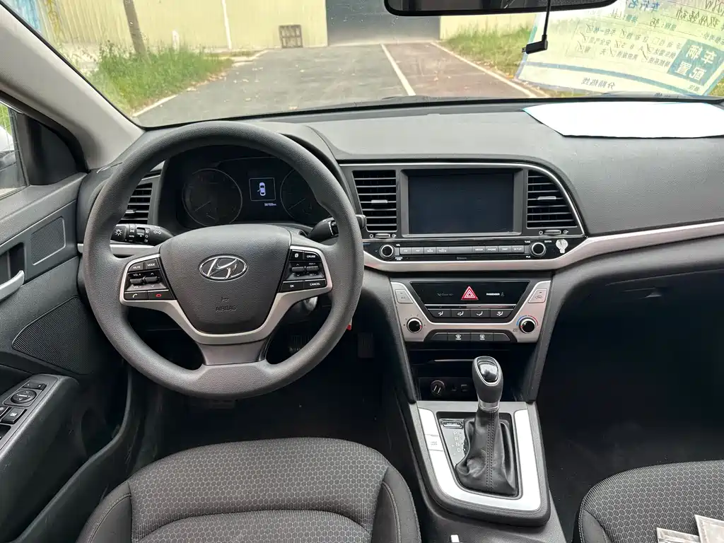 Hyundai Celesta 2017 — фото 15