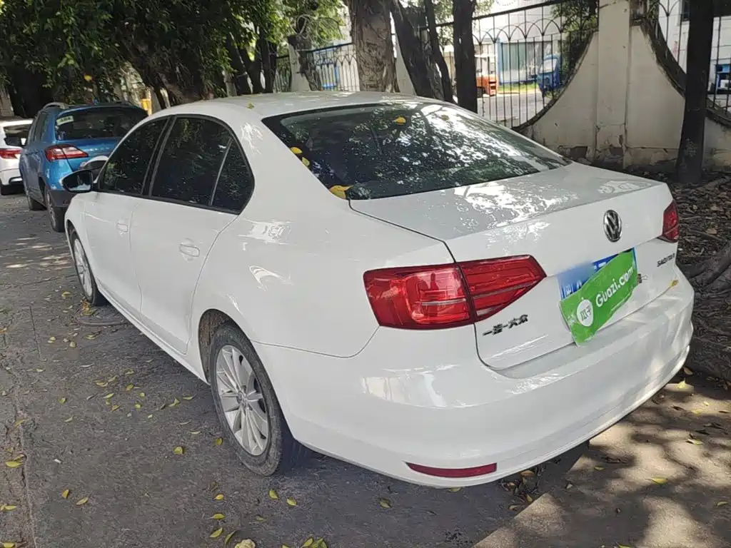 Volkswagen Sagitar 2019