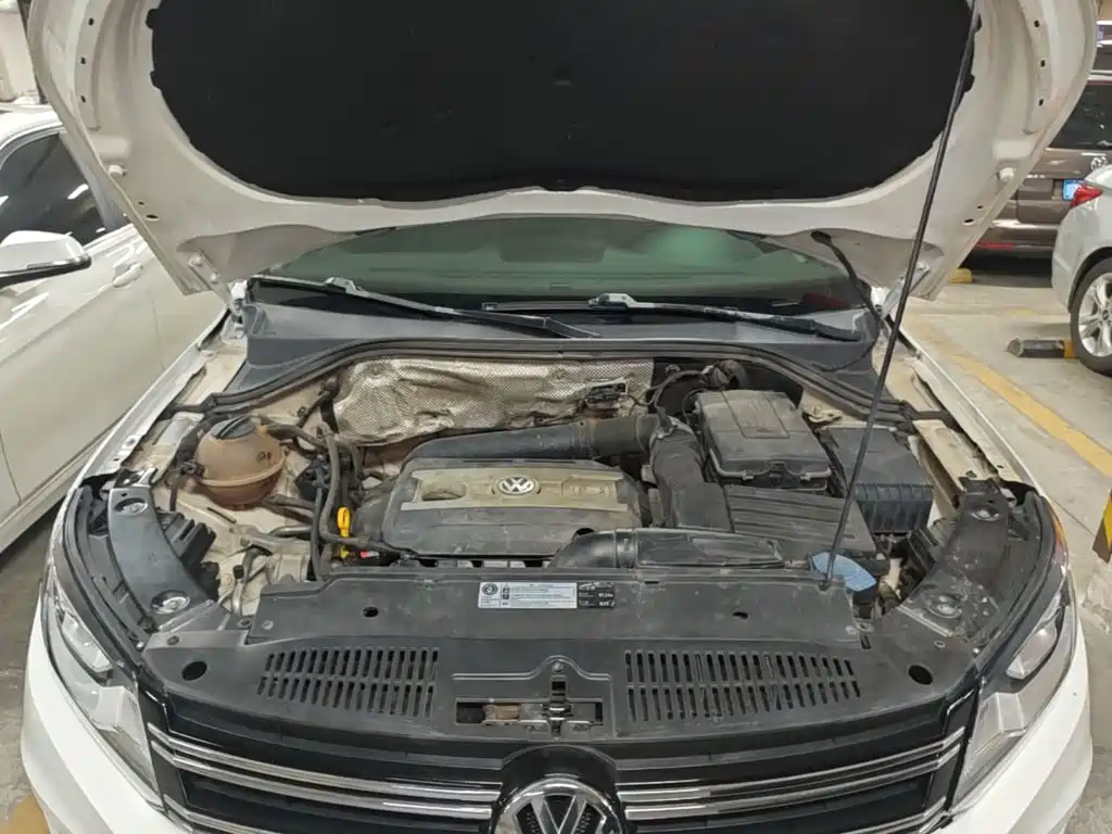 Volkswagen Tiguan 2015 — фото 20