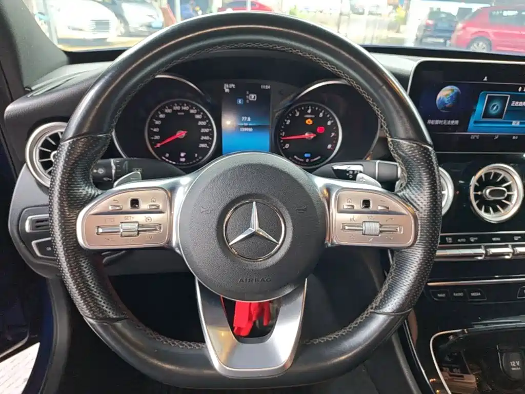 Mercedes-Benz C-Class 2019 — фото 11