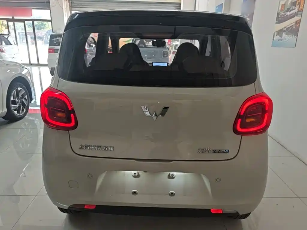 Wuling Hongguang MINIEV 2025