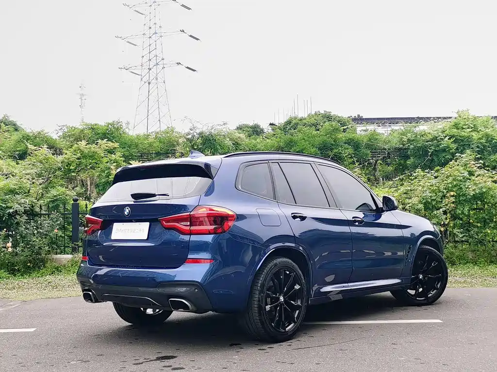 BMW X3 2021