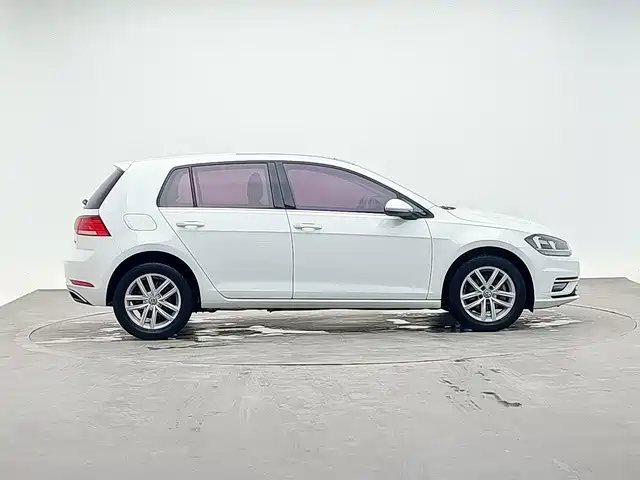 Volkswagen Golf 2018 — фото 4