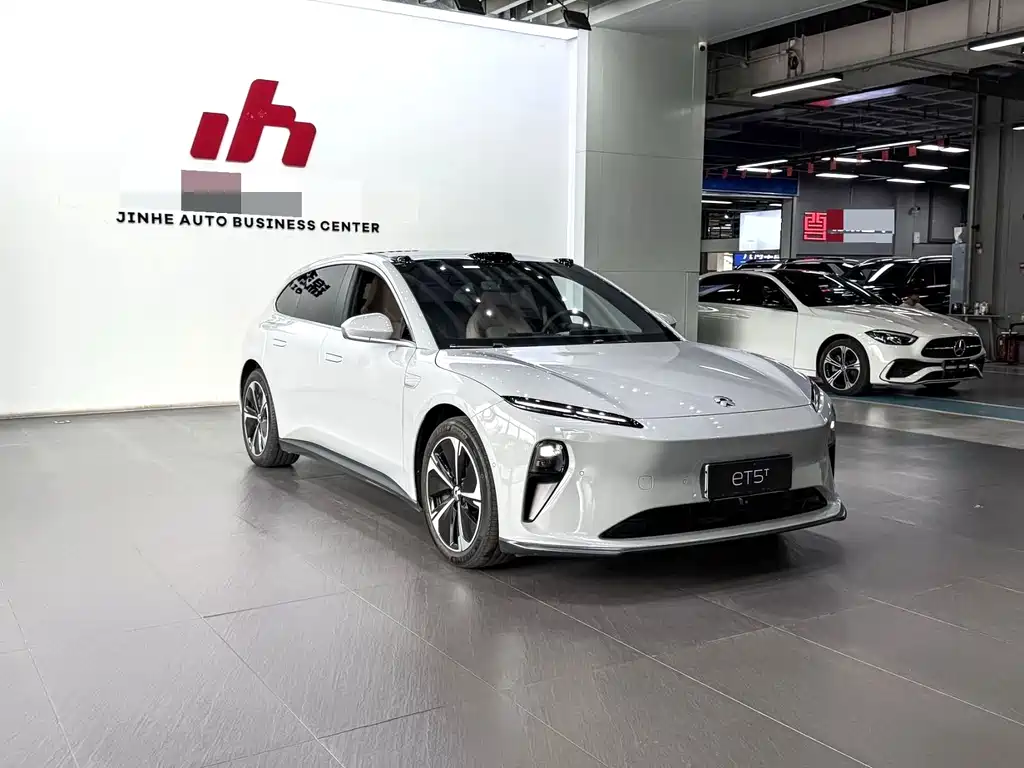 NIO ET5T 2024