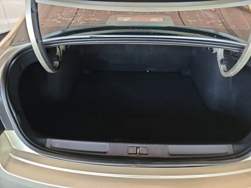 Citroën C4 Sega 2016 — фото 19