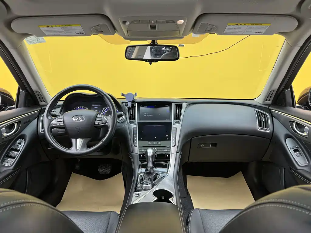 Infiniti Q50 2016 — фото 12