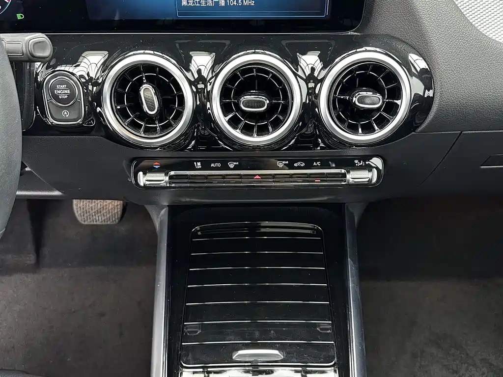 Mercedes-Benz GLA 2022 — фото 15