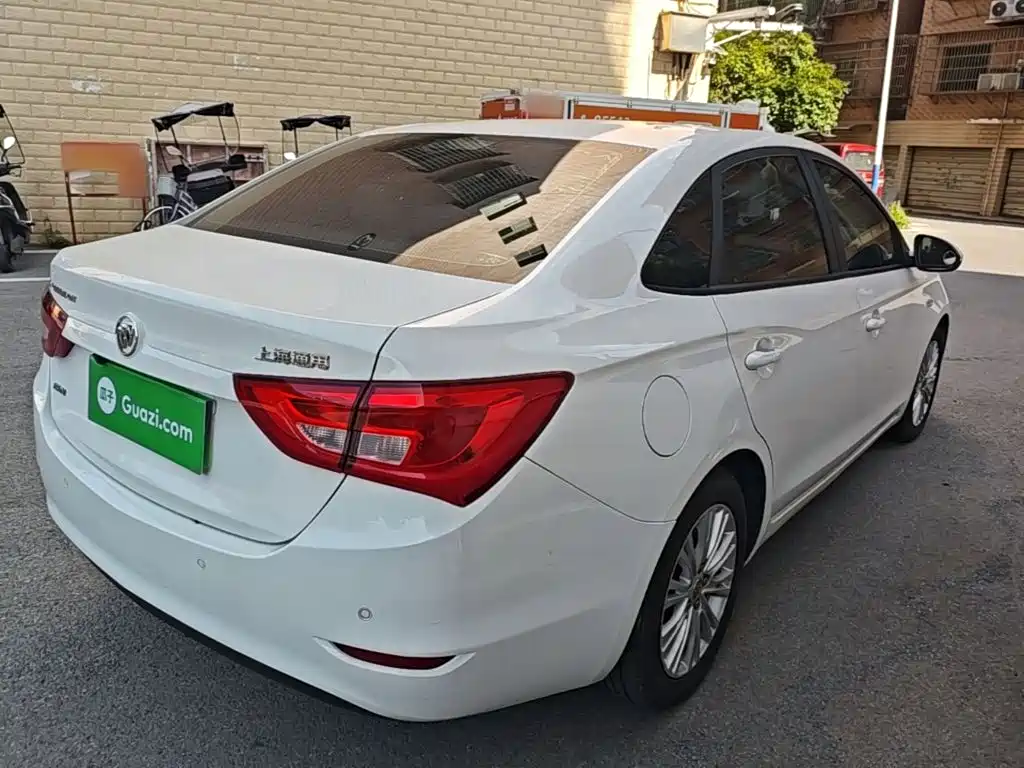 Buick Excelle 2016