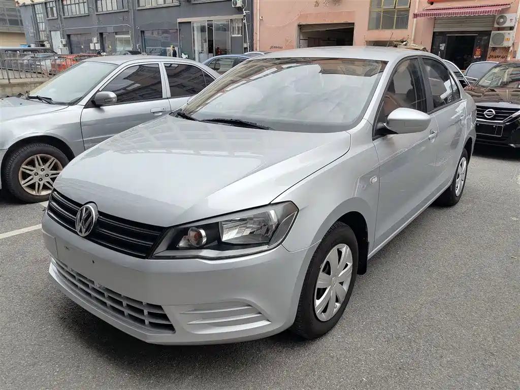 Volkswagen Jetta 2014 — фото 1