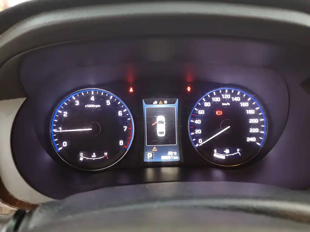 Hyundai Mistra 2014 — фото 4