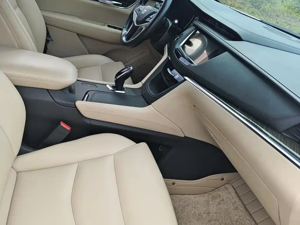 Cadillac XT5 2016