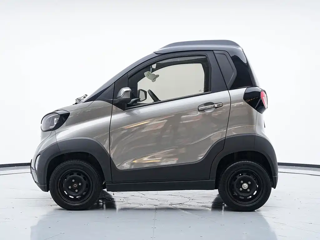 Baojun E100 2019