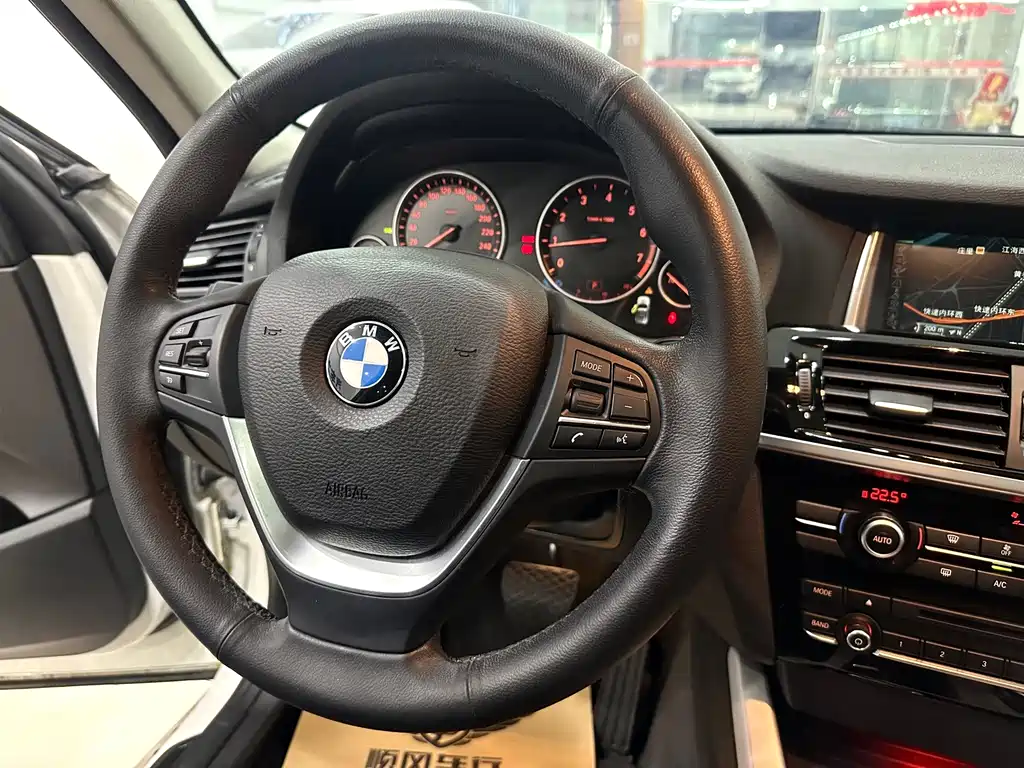 BMW X3 2016 — фото 17