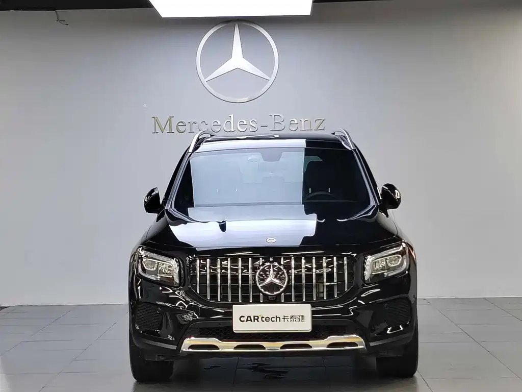 Mercedes-Benz GLB 2023