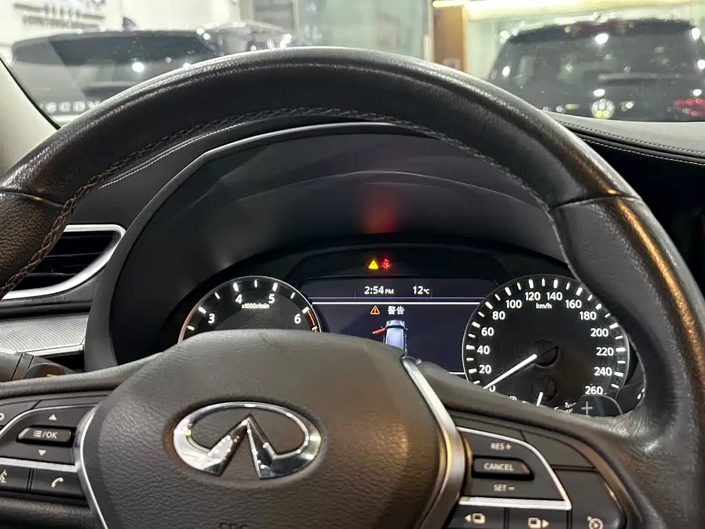 Infiniti QX50 2019 — фото 11