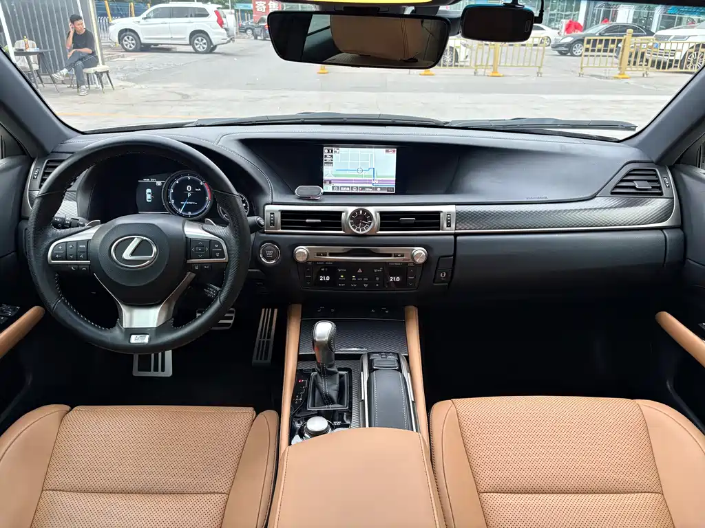 Lexus GS 2017 — фото 14
