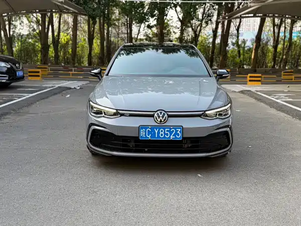 Volkswagen Golf 2022